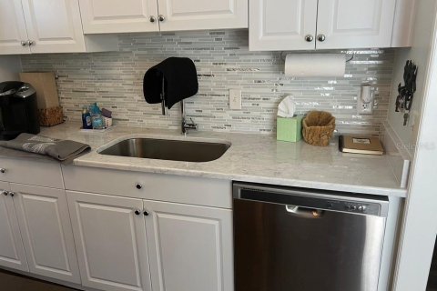 Copropriété à louer à New Smyrna Beach, Floride: 2 chambres, 82.5 m2 № 1016303 - photo 15