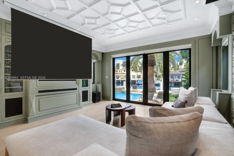 House in Fort Lauderdale, Florida 5 bedrooms, 430.32 sq.m. № 2064818 - photo 7