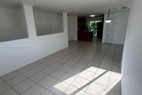 Condo in Doral, Florida, 3 bedrooms  № 2041448 - photo 5