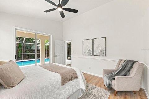 House in Tarpon Springs, Florida 4 bedrooms, 185.9 sq.m. № 2324334 - photo 30