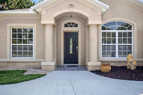 Villa ou maison à louer à Palm Coast, Floride: 4 chambres, 195 m2 № 2157857 - photo 10