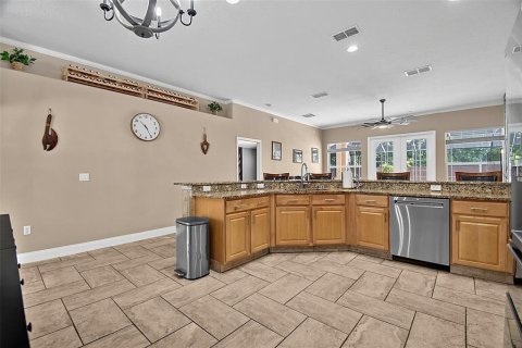 Villa ou maison à louer à Palm Coast, Floride: 4 chambres, 195 m2 № 2157857 - photo 18