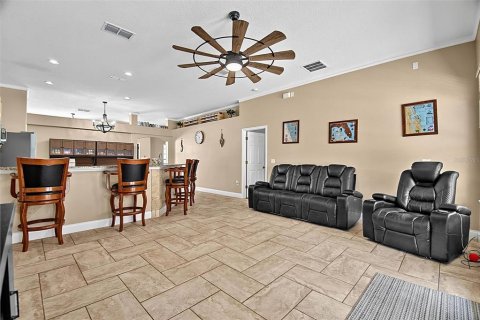 Villa ou maison à louer à Palm Coast, Floride: 4 chambres, 195 m2 № 2157857 - photo 5