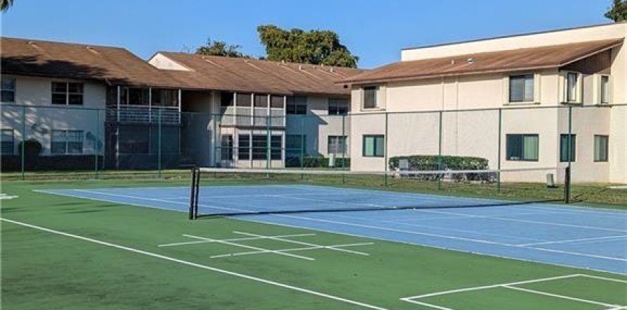 Condo in Margate, Florida, 1 bedroom № 996012