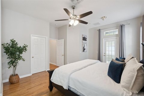 Villa ou maison à vendre à Orlando, Floride: 5 chambres, 269.42 m2 № 2428727 - photo 20