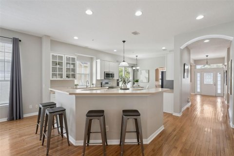 Villa ou maison à vendre à Orlando, Floride: 5 chambres, 269.42 m2 № 2428727 - photo 8