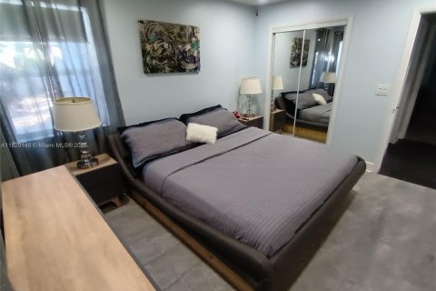 Купить коммерческую недвижимость в Холливуд, Флорида 221.29м2, № 1800975 - фото 17