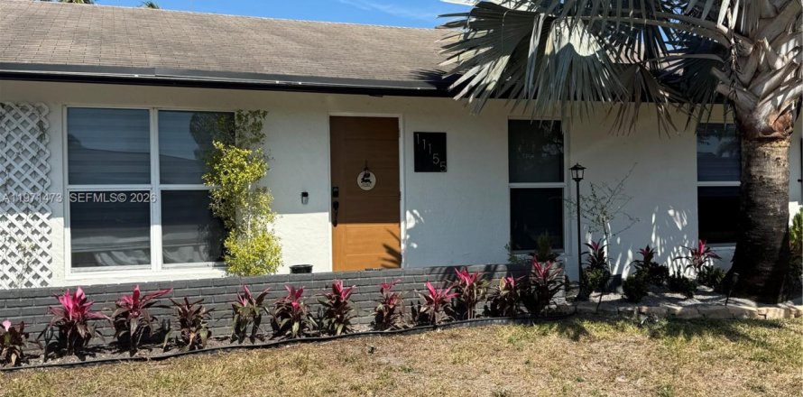 Casa en Sunrise, Florida 3 dormitorios, 135.54 m2 № 2032276