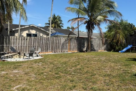 Casa en venta en Sunrise, Florida, 3 dormitorios, 135.54 m2 № 2032276 - foto 22