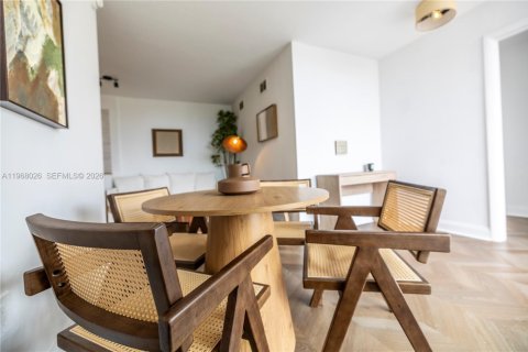 Купить кондоминиум в Майами-Бич, Флорида 1 спальня, 52.77м2, № 2029520 - фото 3