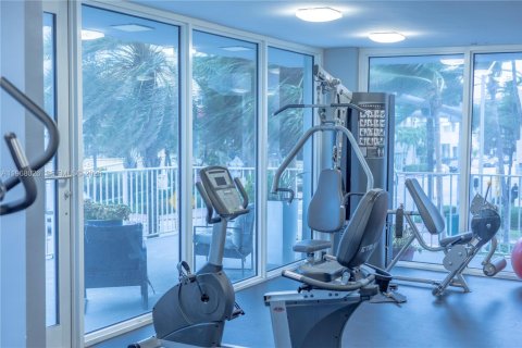 Купить кондоминиум в Майами-Бич, Флорида 1 спальня, 52.77м2, № 2029520 - фото 22