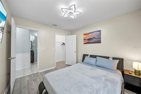 Villa ou maison à vendre à Tampa, Floride: 4 chambres, 167.04 m2 № 1720684 - photo 13