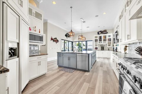 Villa ou maison à vendre à Cape Coral, Floride: 5 chambres, 330.92 m2 № 2389439 - photo 28