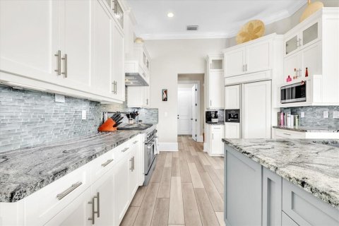 Villa ou maison à vendre à Cape Coral, Floride: 5 chambres, 330.92 m2 № 2389439 - photo 25