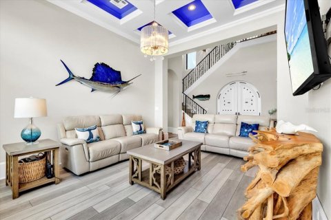 Villa ou maison à vendre à Cape Coral, Floride: 5 chambres, 330.92 m2 № 2389439 - photo 14