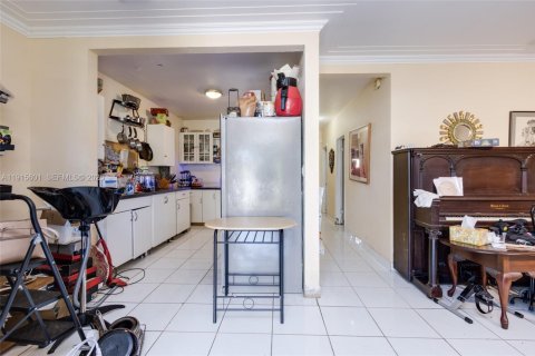 Купить виллу или дом в Норт-Майами-Бич, Флорида 4 спальни, 133.97м2, № 1983805 - фото 7