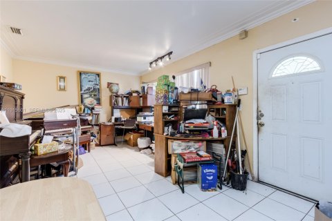 Купить виллу или дом в Норт-Майами-Бич, Флорида 4 спальни, 133.97м2, № 1983805 - фото 4