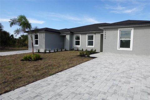 Duplex à vendre à Port Charlotte, Floride: 6 chambres, 215.9 m2 № 1757509 - photo 6