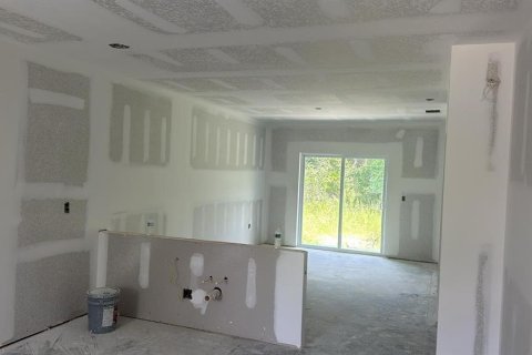 Duplex à vendre à Port Charlotte, Floride: 6 chambres, 215.9 m2 № 1757509 - photo 3