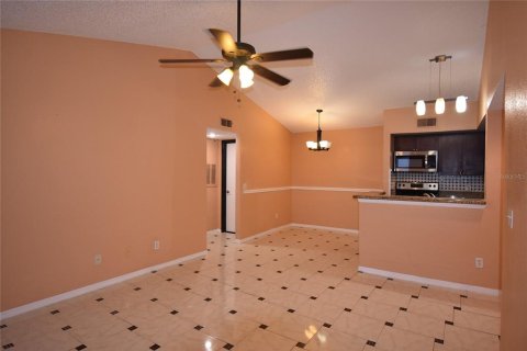Condominio en alquiler en Orlando, Florida, 1 dormitorio, 66.05 m2 № 1913710 - foto 7