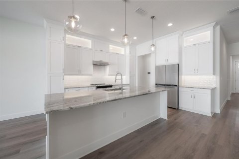Townhouse in Tampa, Florida 3 bedrooms, 185.62 sq.m. № 1744731 - photo 15