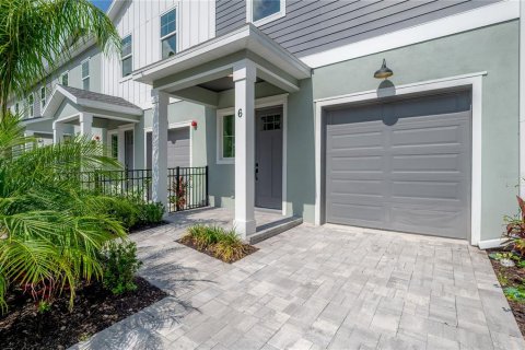 Townhouse in Tampa, Florida 3 bedrooms, 185.62 sq.m. № 1744731 - photo 7