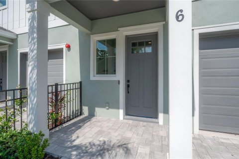 Townhouse in Tampa, Florida 3 bedrooms, 185.62 sq.m. № 1744731 - photo 9