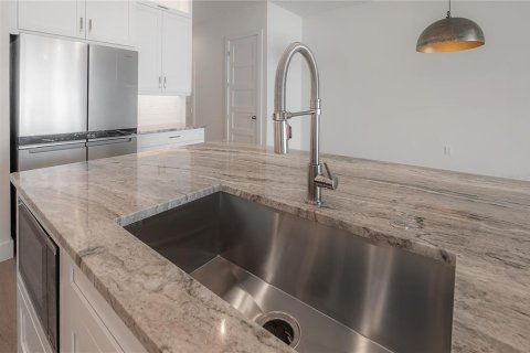 Townhouse in Tampa, Florida 3 bedrooms, 185.62 sq.m. № 1744731 - photo 24