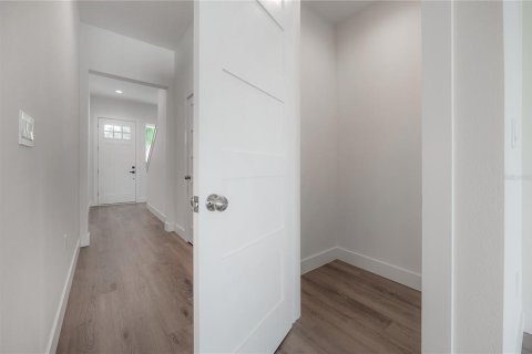 Townhouse in Tampa, Florida 3 bedrooms, 185.62 sq.m. № 1744731 - photo 18