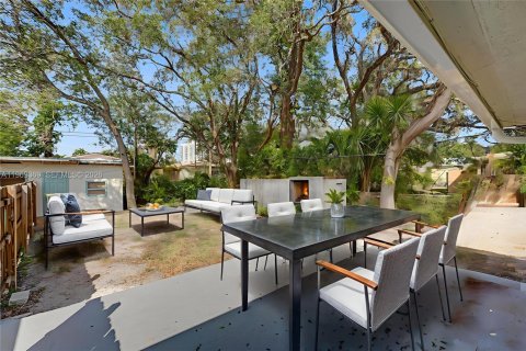 Commercial property in Dania Beach, Florida 132.57 sq.m. № 2038604 - photo 14