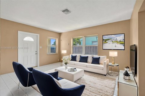 Commercial property in Dania Beach, Florida 132.57 sq.m. № 2038604 - photo 20