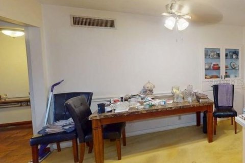 Casa en venta en Plant City, Florida, 3 dormitorios, 193.33 m2 № 2383473 - foto 5