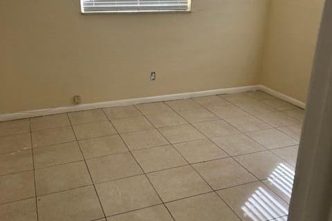 Appartement à louer à Lauderhill, Floride: 3 chambres, 167.78 m2 № 2426794 - photo 14
