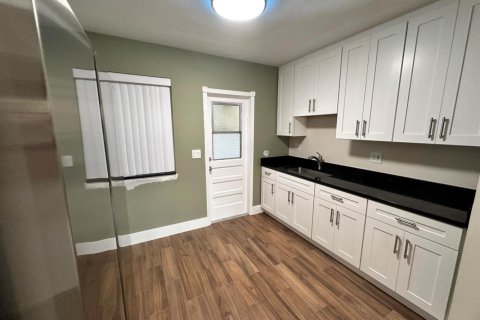 Apartamento en alquiler en Oakland Park, Florida, 2 dormitorios, 97.55 m2 № 2250766 - foto 7
