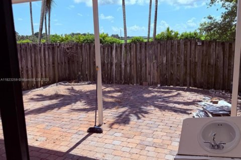 Купить кондоминиум в Хомстед, Флорида 3 спальни, 124.49м2, № 1957728 - фото 18