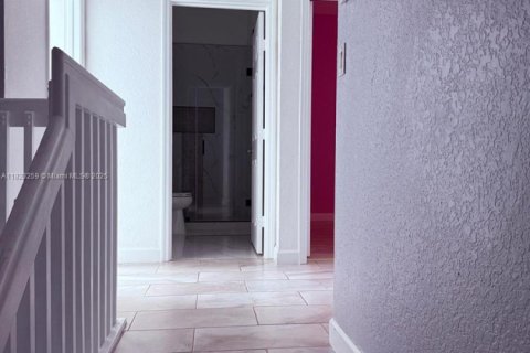 Купить кондоминиум в Хомстед, Флорида 3 спальни, 124.49м2, № 1957728 - фото 16