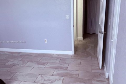 Купить кондоминиум в Хомстед, Флорида 3 спальни, 124.49м2, № 1957728 - фото 24