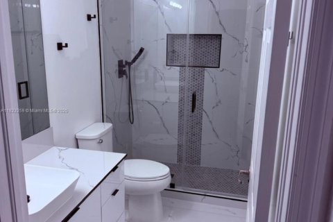 Купить кондоминиум в Хомстед, Флорида 3 спальни, 124.49м2, № 1957728 - фото 15