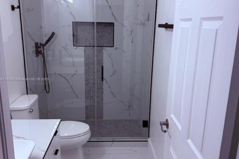 Купить кондоминиум в Хомстед, Флорида 3 спальни, 124.49м2, № 1957728 - фото 6