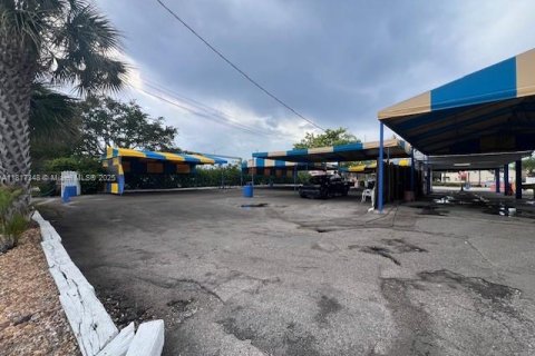 Commercial property in Fort Lauderdale, Florida № 1938440 - photo 15