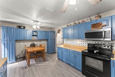 Casa en venta en Mims, Florida, 2 dormitorios, 97.55 m2 № 2383642 - foto 13