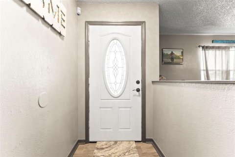 Casa en venta en Mims, Florida, 2 dormitorios, 97.55 m2 № 2383642 - foto 6
