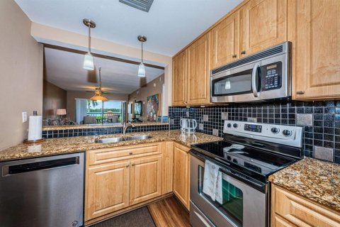 Condominio en alquiler en Saint Petersburg, Florida, 2 dormitorios, 85.01 m2 № 2097395 - foto 4