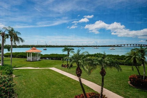 Condominio en alquiler en Saint Petersburg, Florida, 2 dormitorios, 85.01 m2 № 2097395 - foto 12