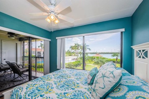 Condominio en alquiler en Saint Petersburg, Florida, 2 dormitorios, 85.01 m2 № 2097395 - foto 9