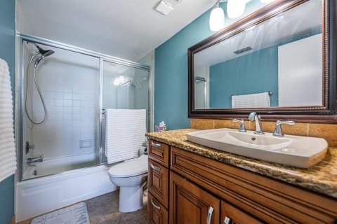 Condominio en alquiler en Saint Petersburg, Florida, 2 dormitorios, 85.01 m2 № 2097395 - foto 8