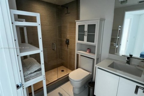 Condominio en venta en Sunny Isles Beach, Florida, 3 dormitorios, 175.77 m2 № 2013148 - foto 24