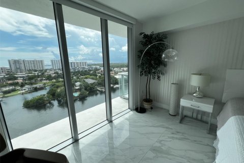 Condominio en venta en Sunny Isles Beach, Florida, 3 dormitorios, 175.77 m2 № 2013148 - foto 21
