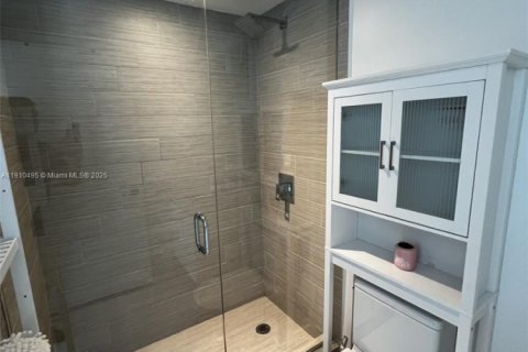 Condominio en venta en Sunny Isles Beach, Florida, 3 dormitorios, 175.77 m2 № 2013148 - foto 25