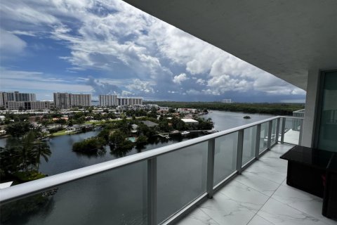 Condominio en venta en Sunny Isles Beach, Florida, 3 dormitorios, 175.77 m2 № 2013148 - foto 7